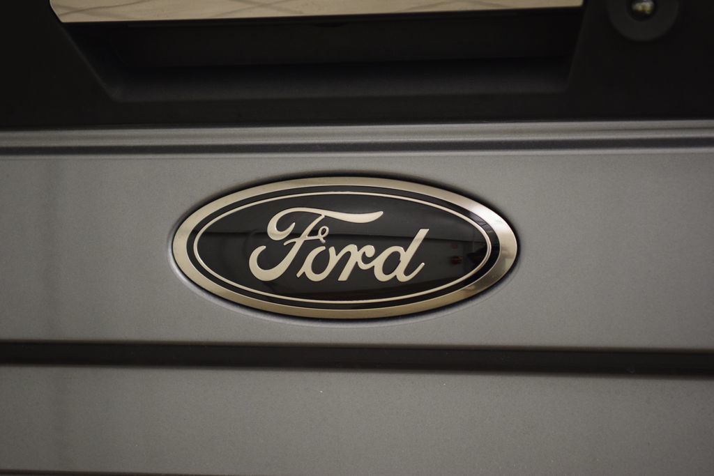 2022 Ford Super Duty F-250 SRW Lariat Ultimate FX4 Black Widow Lifted - 23055853 - 21