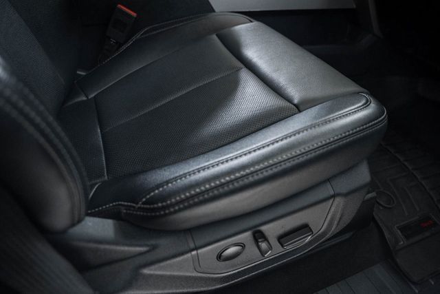 2022 Ford Super Duty F-250 SRW Lariat Ultimate FX4 Leveled - 22784671 - 42