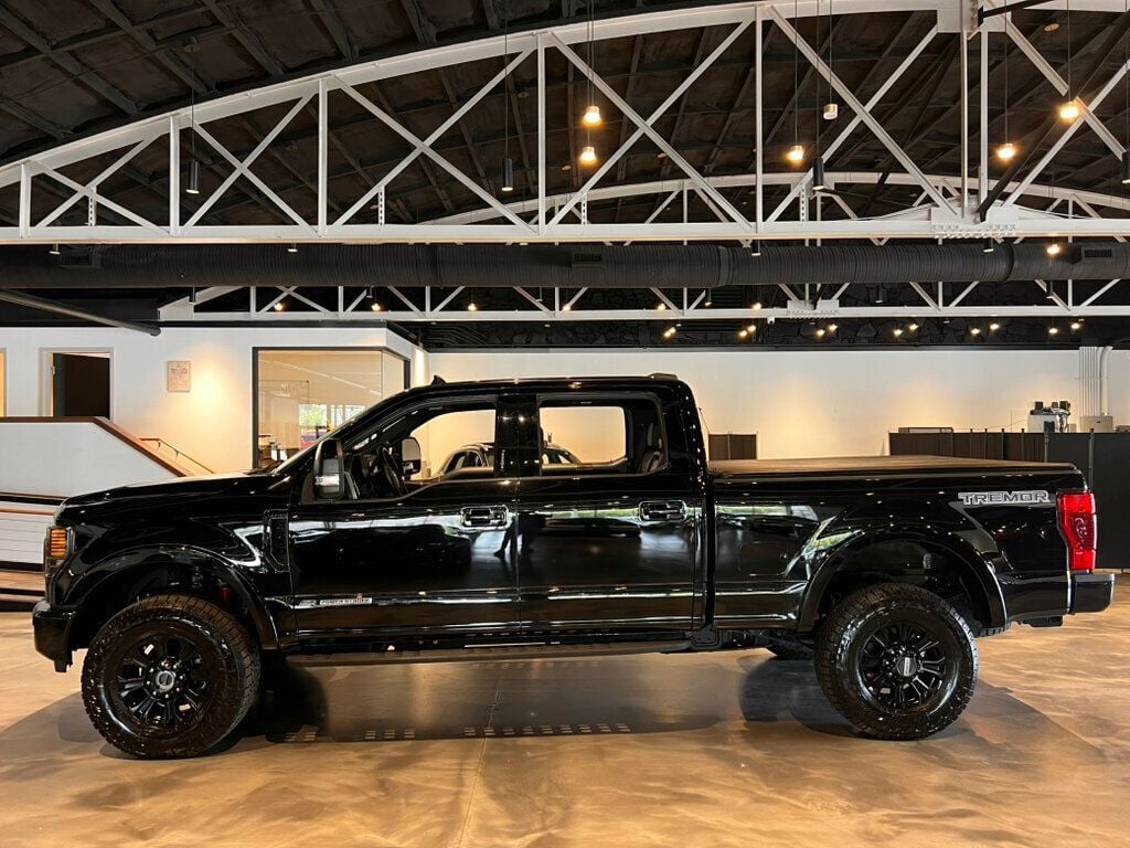 2022 Ford Super Duty F-250 SRW Lariat UltimatePkg/BlackAppearancePkg/TremorOff-RoadPkg/NAV - 23009710 - 1