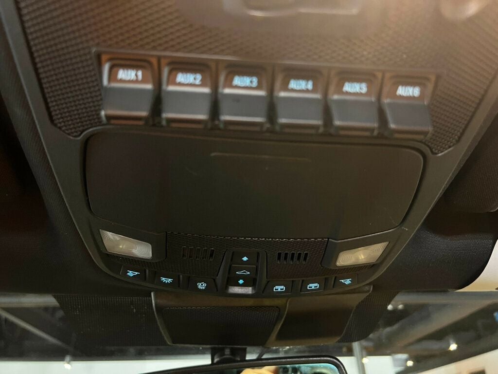 2022 Ford Super Duty F-250 SRW Lariat UltimatePkg/BlackAppearancePkg/TremorOff-RoadPkg/NAV - 23009710 - 21