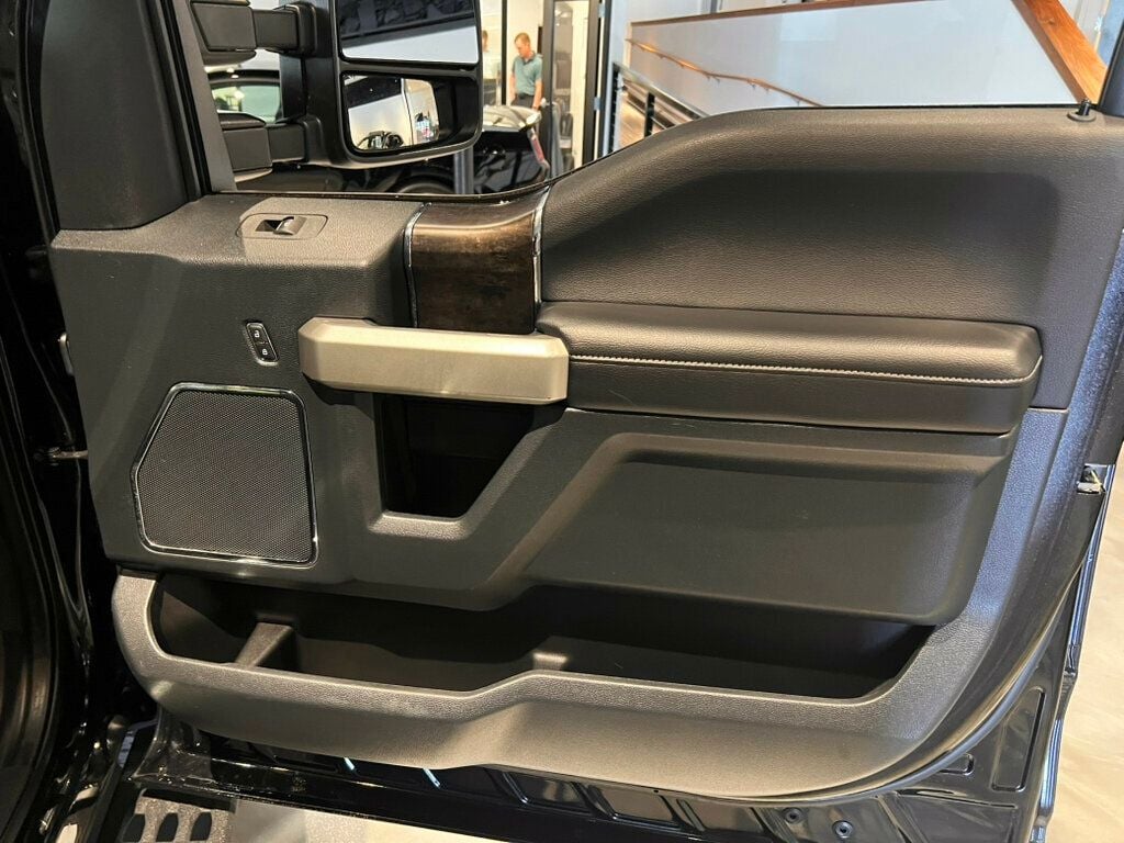 2022 Ford Super Duty F-250 SRW Lariat UltimatePkg/BlackAppearancePkg/TremorOff-RoadPkg/NAV - 23009710 - 29