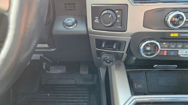 2022 Ford Super Duty F-250 SRW Lariat Ultimate Sport Tremor - 22952469 - 19