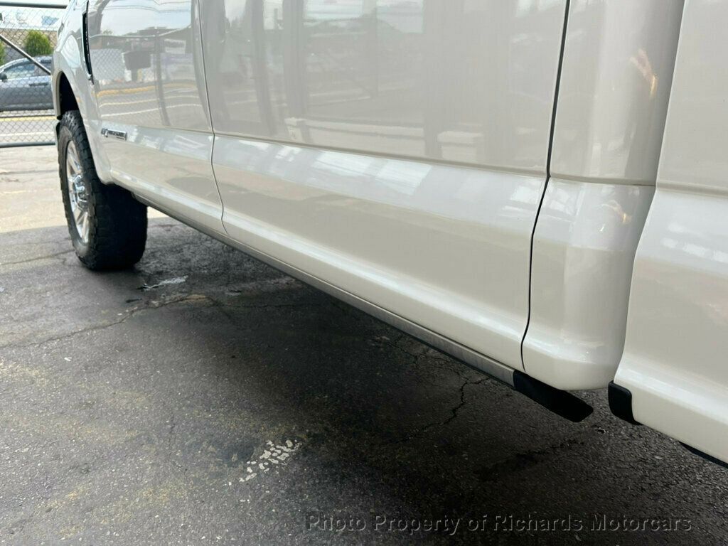 2022 Ford F-250 Platinum photo 13