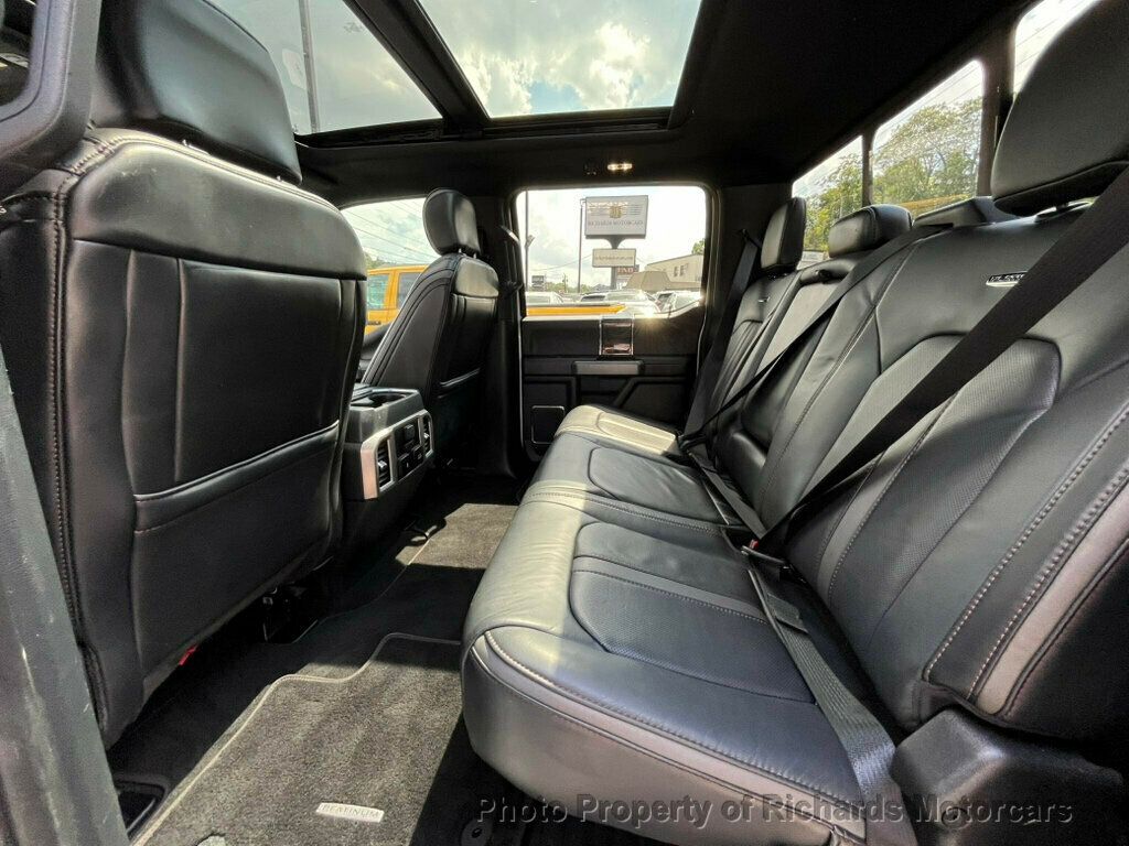 2022 Ford F-250 Platinum photo 19