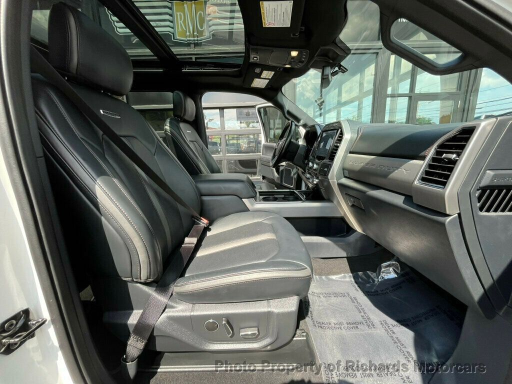 2022 Ford F-250 Platinum photo 21