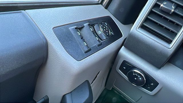2022 Ford Super Duty F-250 SRW XL - 22976050 - 28