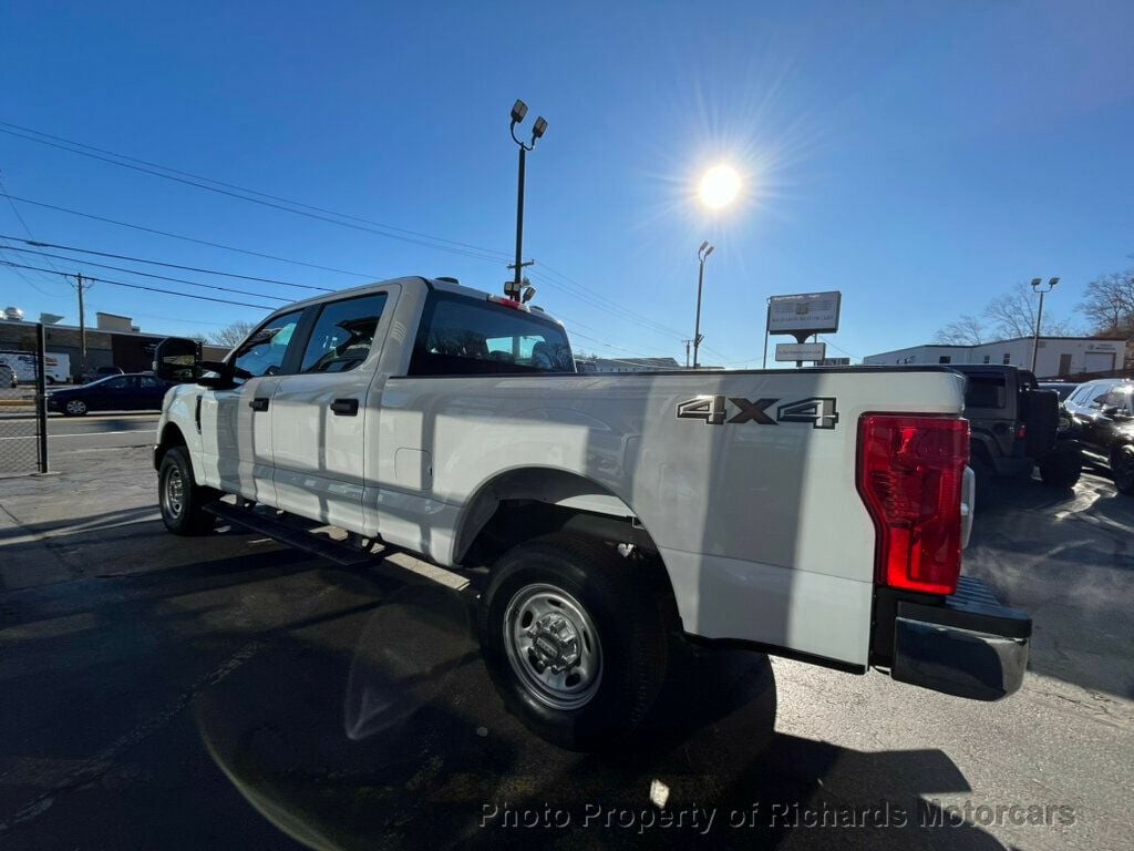 2022 Ford Super Duty F-250 SRW XL 4WD Crew Cab 6.75' Box - 22695866 - 10