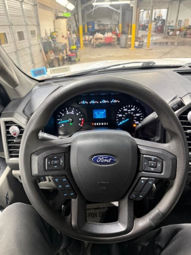 2022 Ford Super Duty F-250 SRW XL 4WD Reg Cab 8' Box - 22974373 - 10