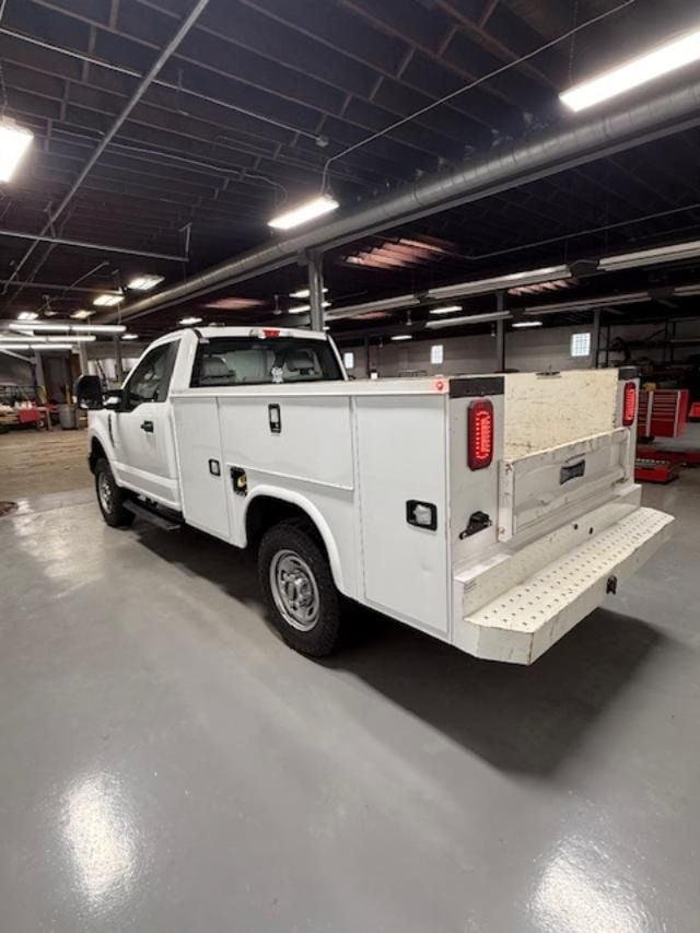 2022 Ford Super Duty F-250 SRW XL 4WD Reg Cab 8' Box - 22974373 - 4