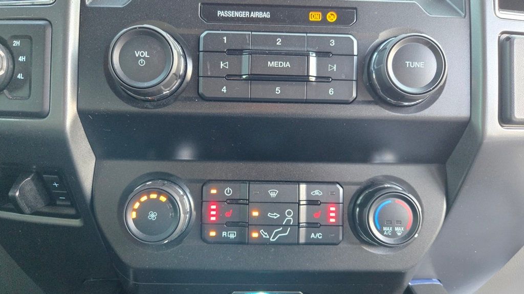 2022 Ford Super Duty F-250 SRW XLT Premium - 22952001 - 16