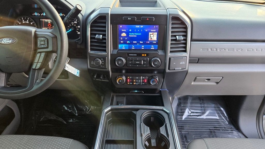 2022 Ford Super Duty F-250 SRW XLT Premium - 22952001 - 18
