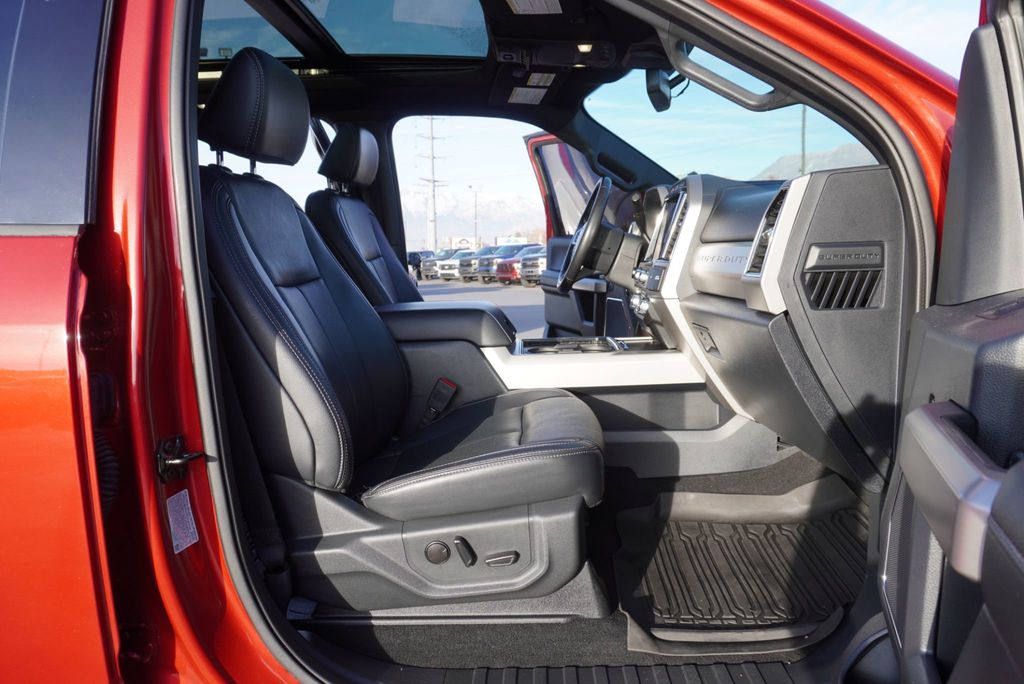 2022 Ford SUPER DUTY F-350 LARIAT - 22966334 - 25