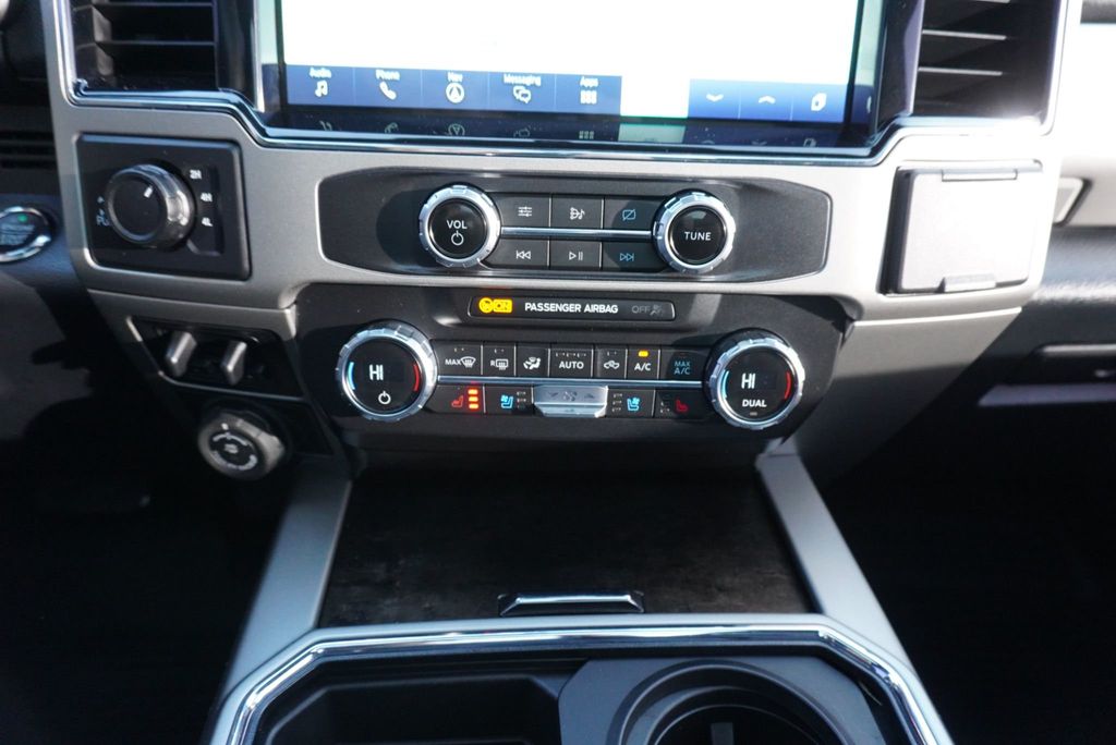 2022 Ford SUPER DUTY F-350 LARIAT - 22966334 - 43