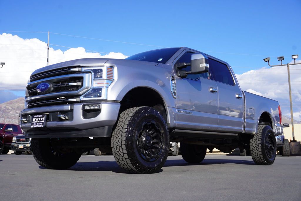 2022 Ford F-350 Platinum photo 5