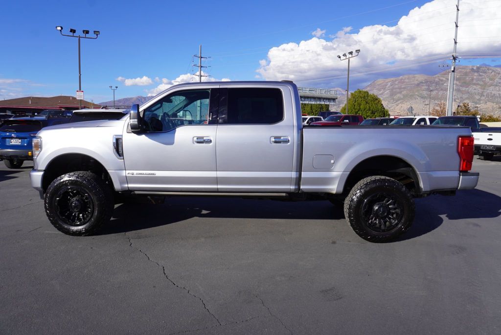 2022 Ford F-350 Platinum photo 6