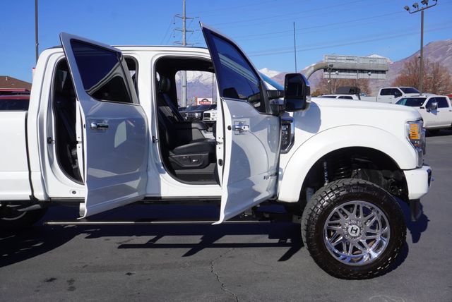 2022 Ford SUPER DUTY F-350 PLATINUM - 22979813 - 27