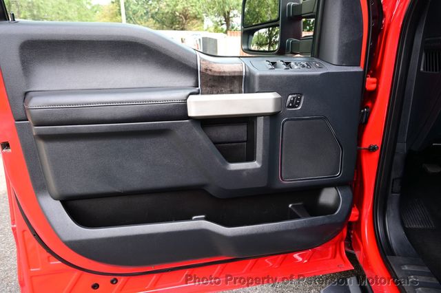 2022 Ford Super Duty F-350 DRW LARIAT 2WD Crew Cab 8' Box - 23085040 - 29