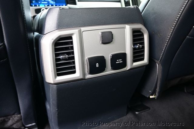 2022 Ford Super Duty F-350 DRW LARIAT 2WD Crew Cab 8' Box - 23085040 - 49