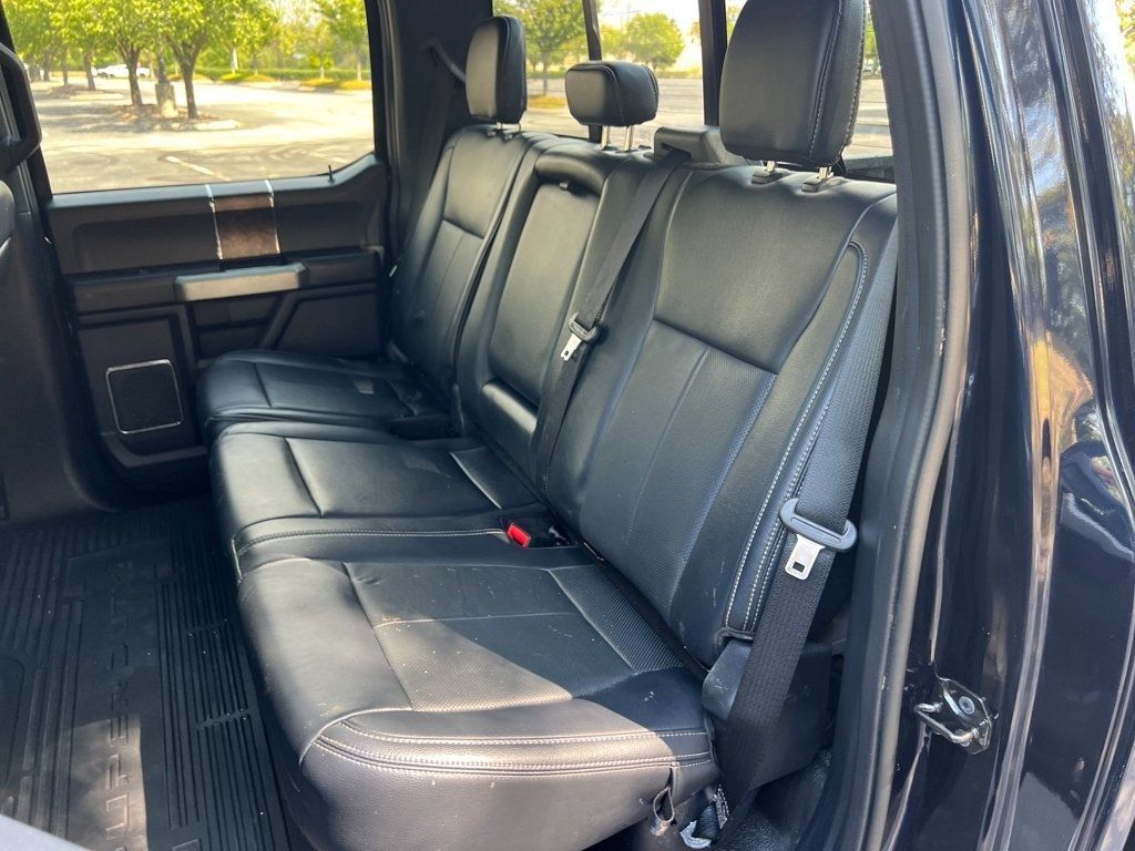 2022 Ford Super Duty F-350 DRW LARIAT 4WD Crew Cab 8' Box - 22931089 - 19