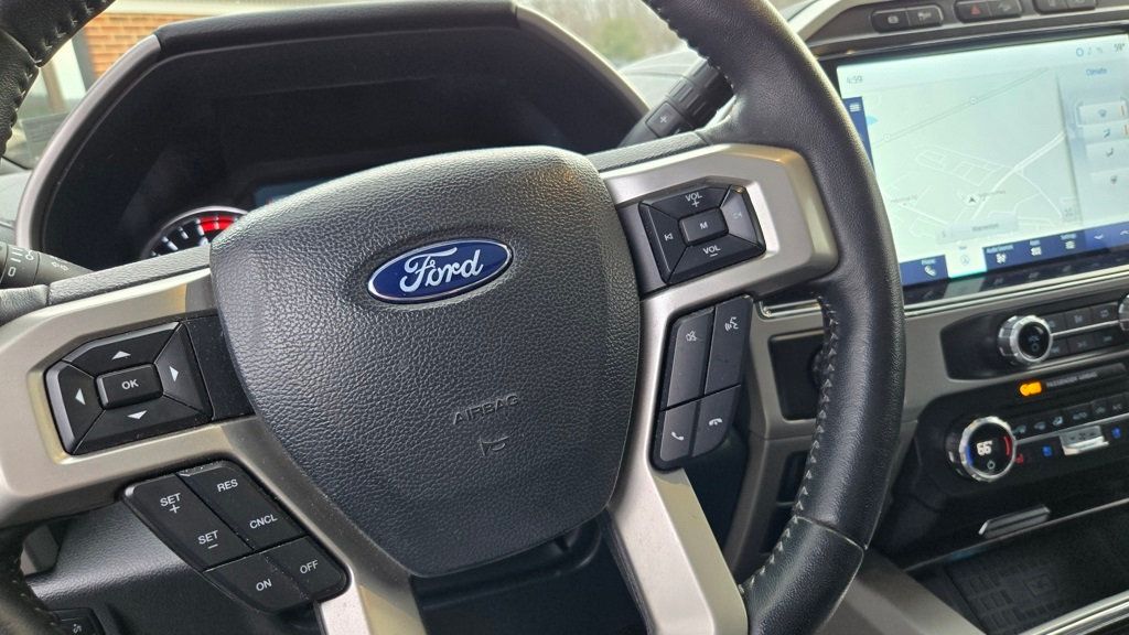 2022 Ford Super Duty F-350 DRW Lariat Ultimate FX4 DRW Leveled - 22986983 - 17