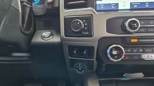 2022 Ford Super Duty F-350 DRW Lariat Ultimate FX4 DRW Leveled - 22986983 - 21