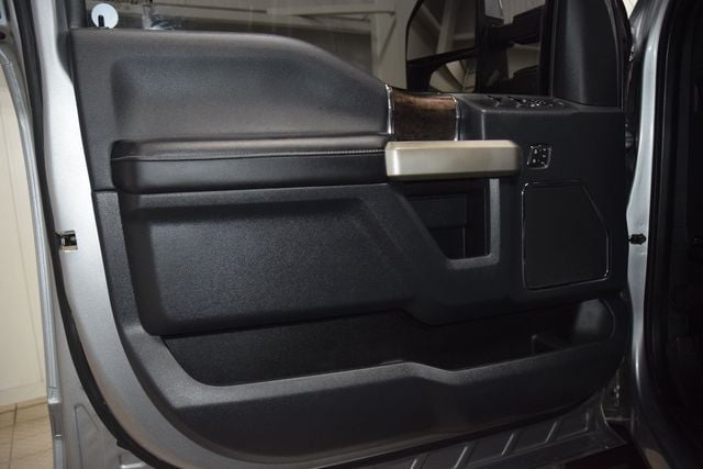 2022 Ford Super Duty F-350 DRW Lariat Ultimate FX4 DRW Leveled - 22986983 - 44