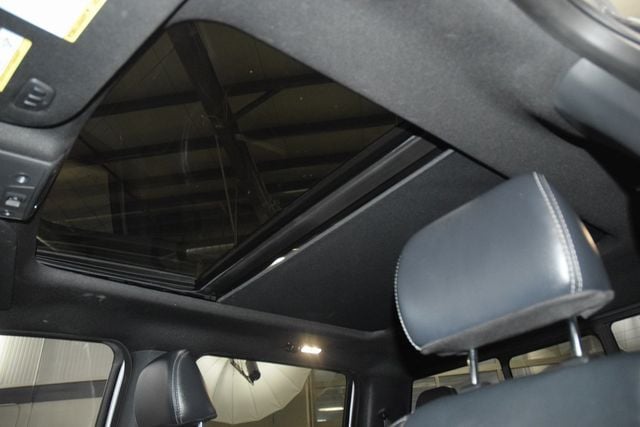 2022 Ford Super Duty F-350 DRW Lariat Ultimate FX4 DRW Leveled - 22986983 - 46