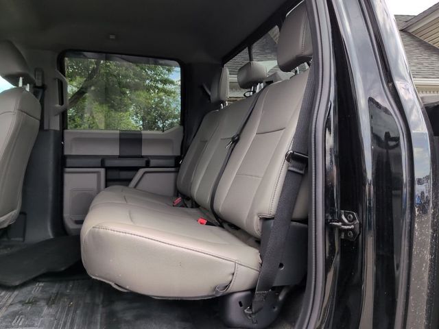 2022 Ford Super Duty F-350 DRW XL 4WD Crew Cab 8' Box - 23068175 - 12