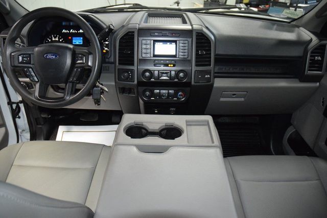 2022 Ford Super Duty F-350 DRW Cab-Chassis F350 SUPERCAB 4X4 * 6.2 V8 * 9' KNAPHEIDE UTILITY * 1 OWNER - 22971951 - 18