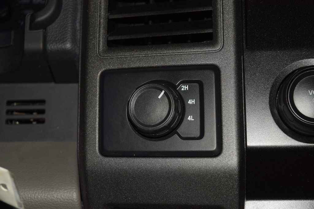 2022 Ford Super Duty F-350 DRW Cab-Chassis F350 SUPERCAB 4X4 * 6.2 V8 * 9' KNAPHEIDE UTILITY * 1 OWNER - 22971951 - 22