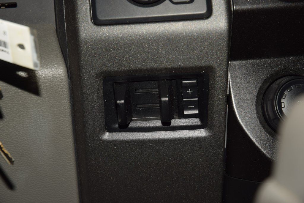 2022 Ford Super Duty F-350 DRW Cab-Chassis F350 SUPERCAB 4X4 * 6.2 V8 * 9' KNAPHEIDE UTILITY * 1 OWNER - 22971951 - 23