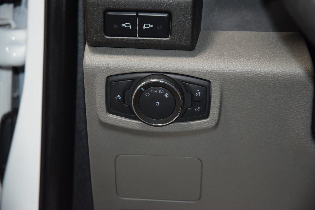 2022 Ford Super Duty F-350 DRW Cab-Chassis F350 SUPERCAB 4X4 * 6.2 V8 * 9' KNAPHEIDE UTILITY * 1 OWNER - 22971951 - 24