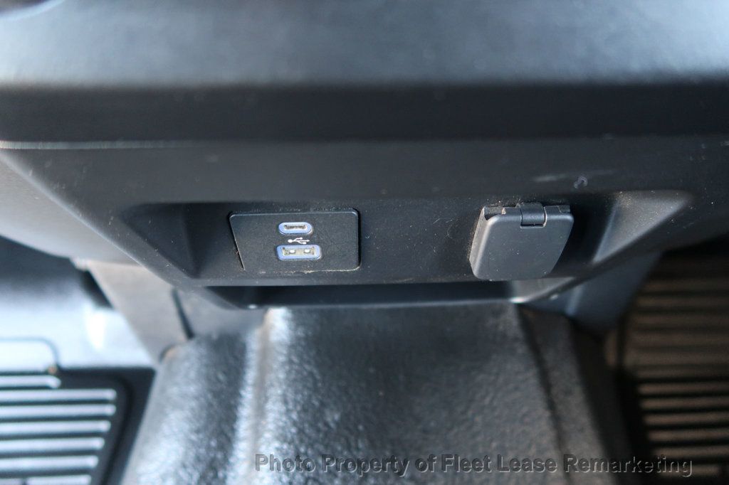 2022 Ford Super Duty F-350 SRW F250SD 4WD Crew Cab LWB - 23075209 - 30
