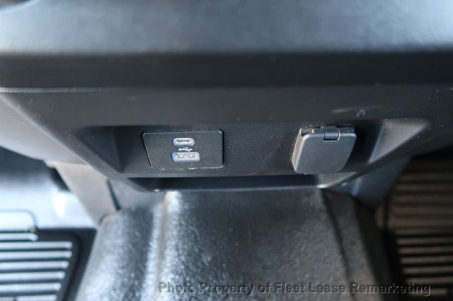 2022 Ford Super Duty F-350 SRW F350SD 4WD Crew Cab LWB - 23075209 - 30