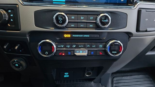 2022 Ford Super Duty F-350 SRW Lariat - 22974996 - 17