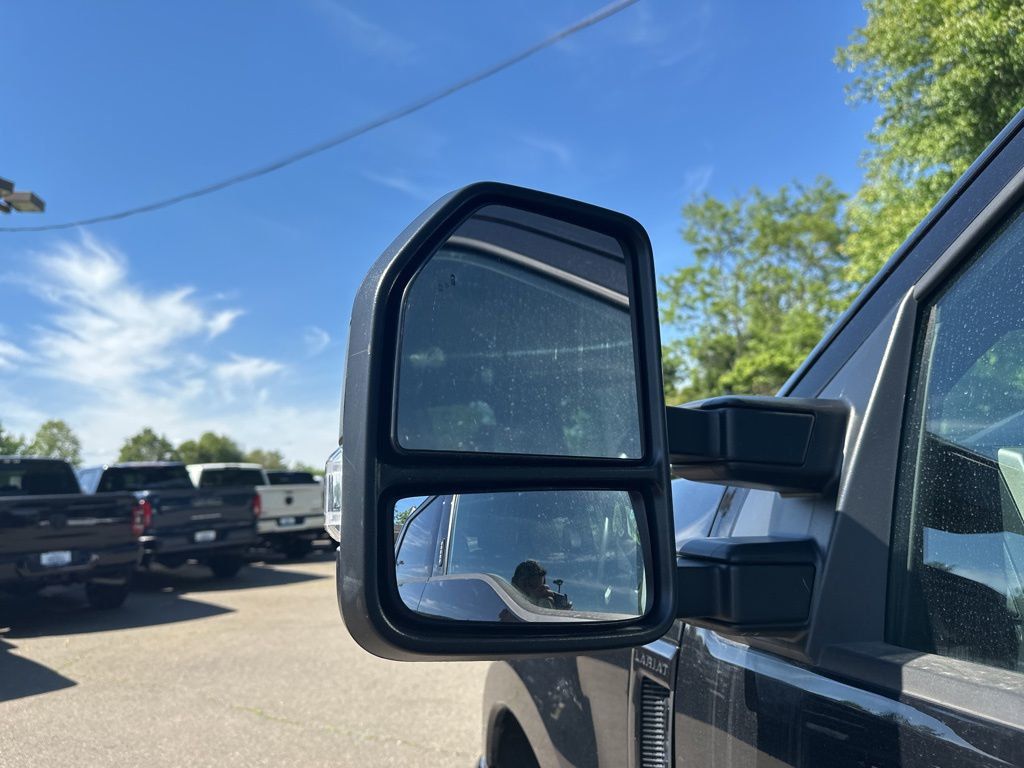 2022 Ford Super Duty F-350 SRW Lariat - 23027604 - 17