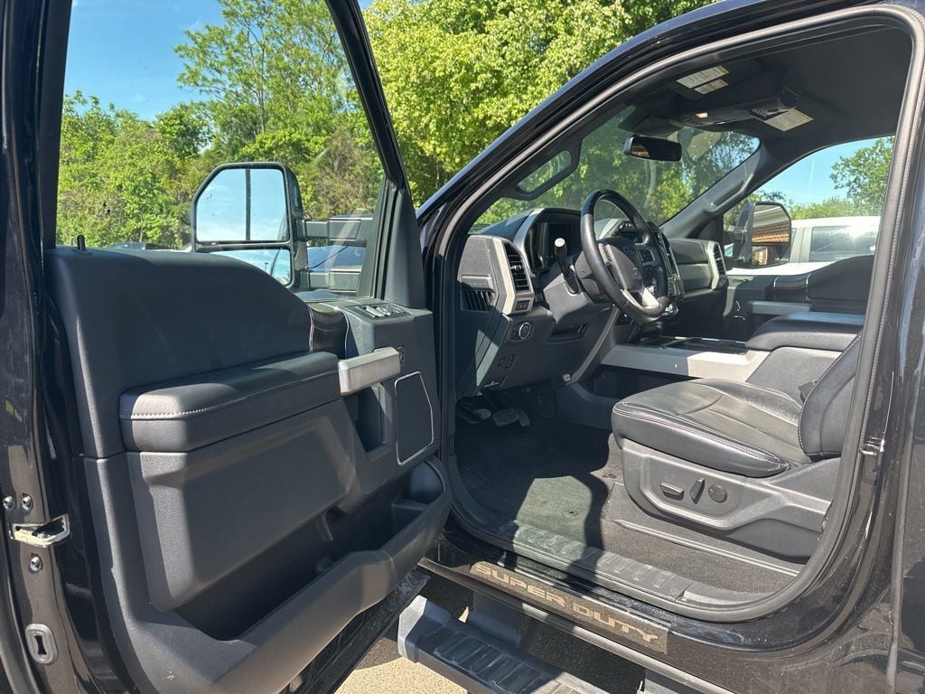 2022 Ford Super Duty F-350 SRW Lariat - 23027604 - 18
