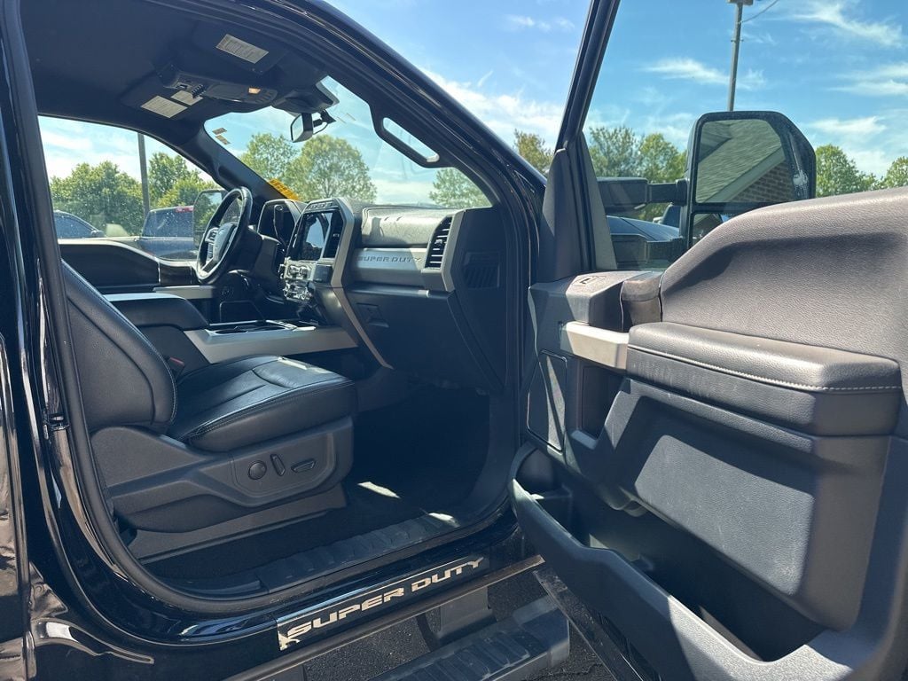 2022 Ford Super Duty F-350 SRW Lariat - 23027604 - 29