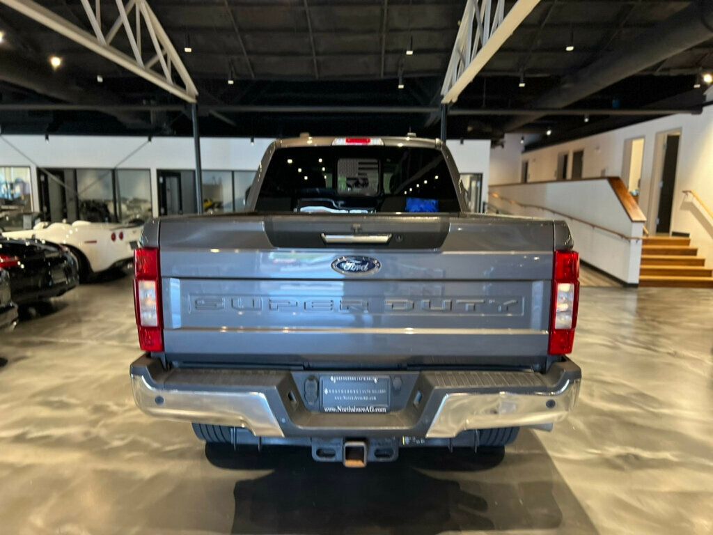 2022 Ford F-350 Lariat photo 4