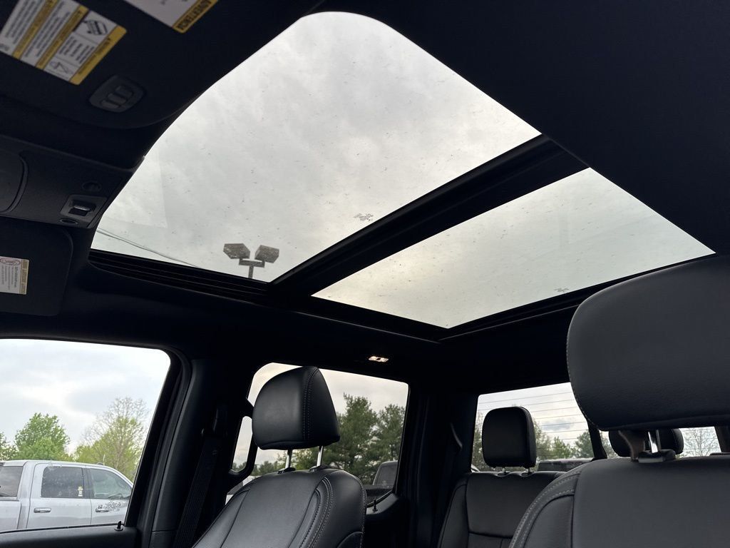 2022 Ford Super Duty F-350 SRW Lariat Ultimate Sport Tremor - 23010264 - 22