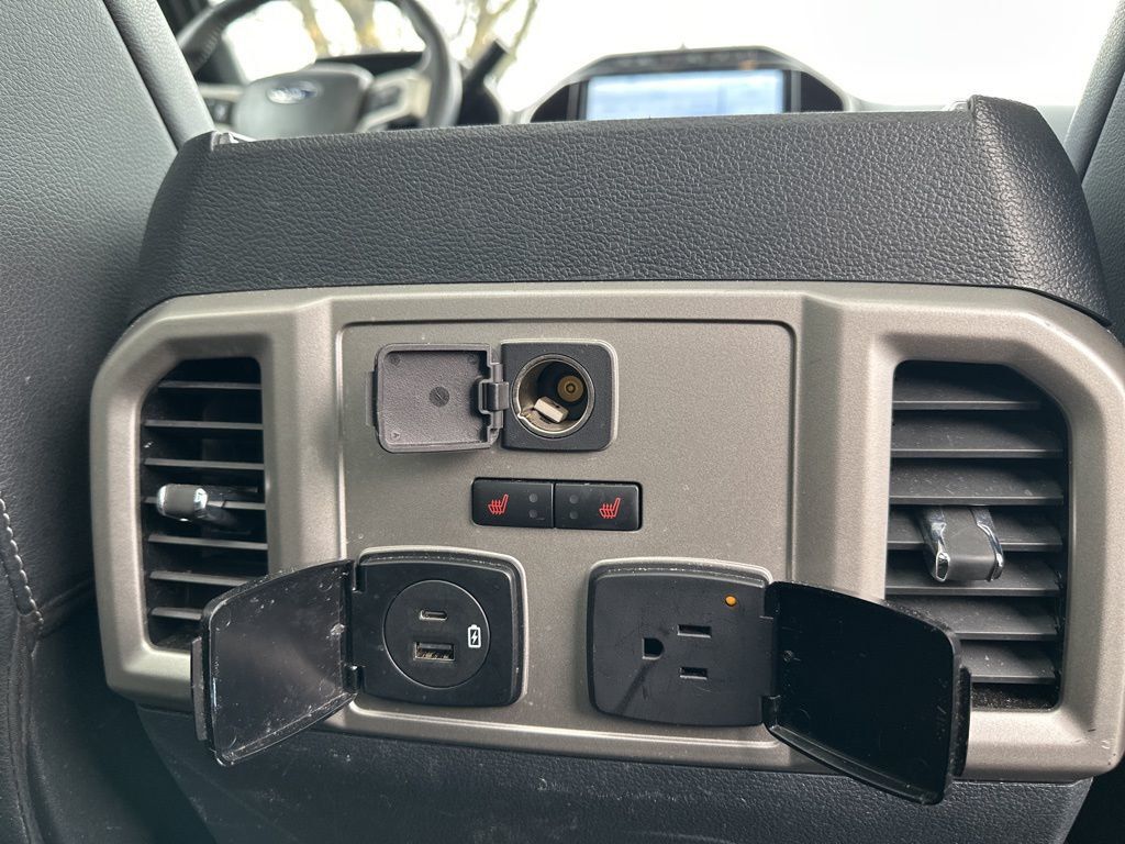 2022 Ford Super Duty F-350 SRW Lariat Ultimate Sport Tremor - 23010264 - 33