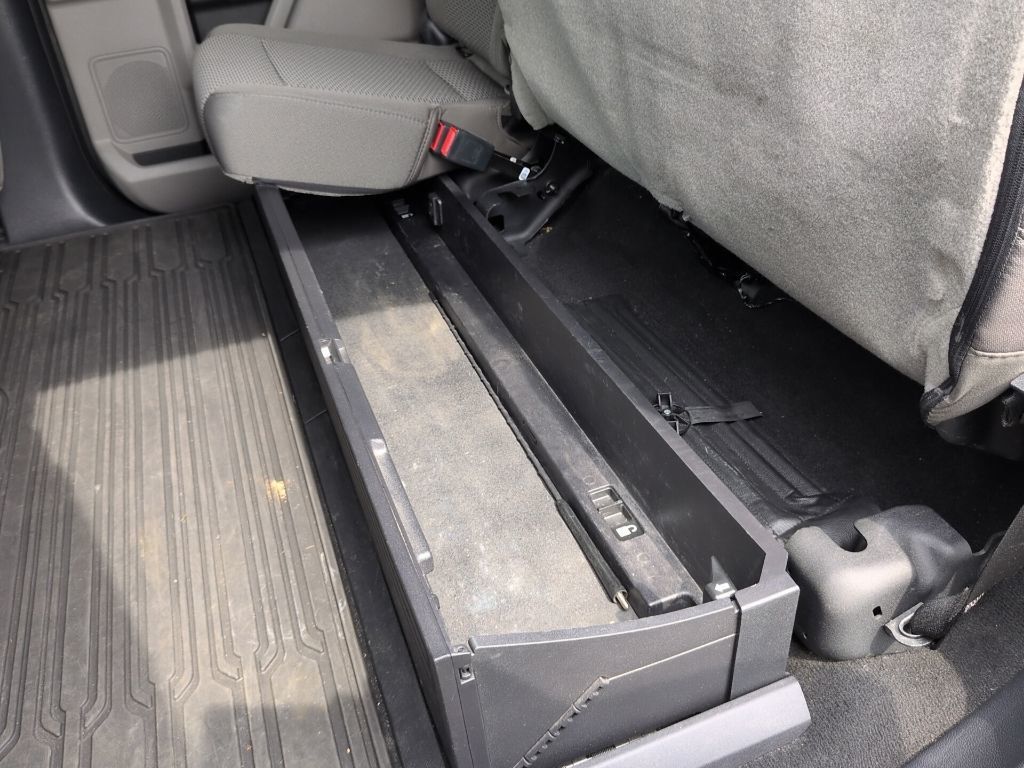 2022 Ford Super Duty F-350 SRW XLT - 23065516 - 29