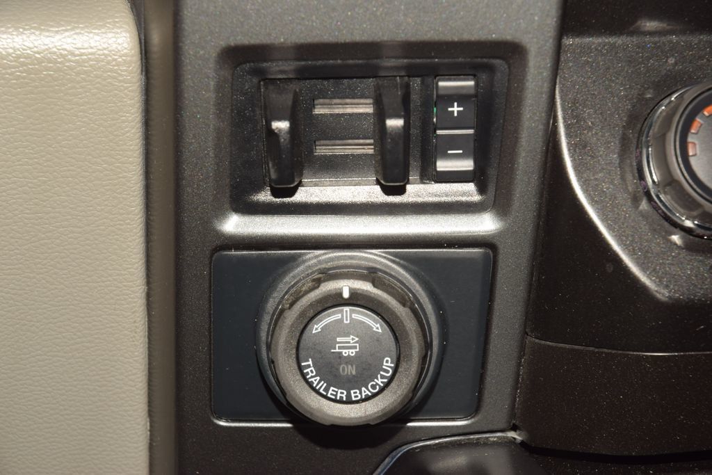 2022 Ford Super Duty F-350 SRW XLT - 23065516 - 36