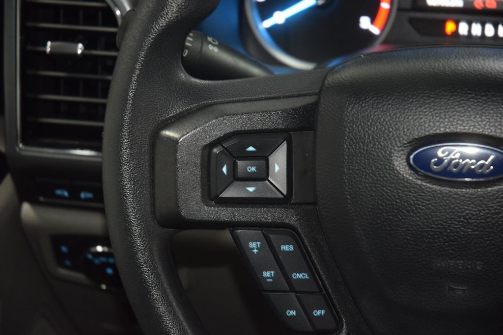 2022 Ford Super Duty F-350 SRW XLT - 23065516 - 40