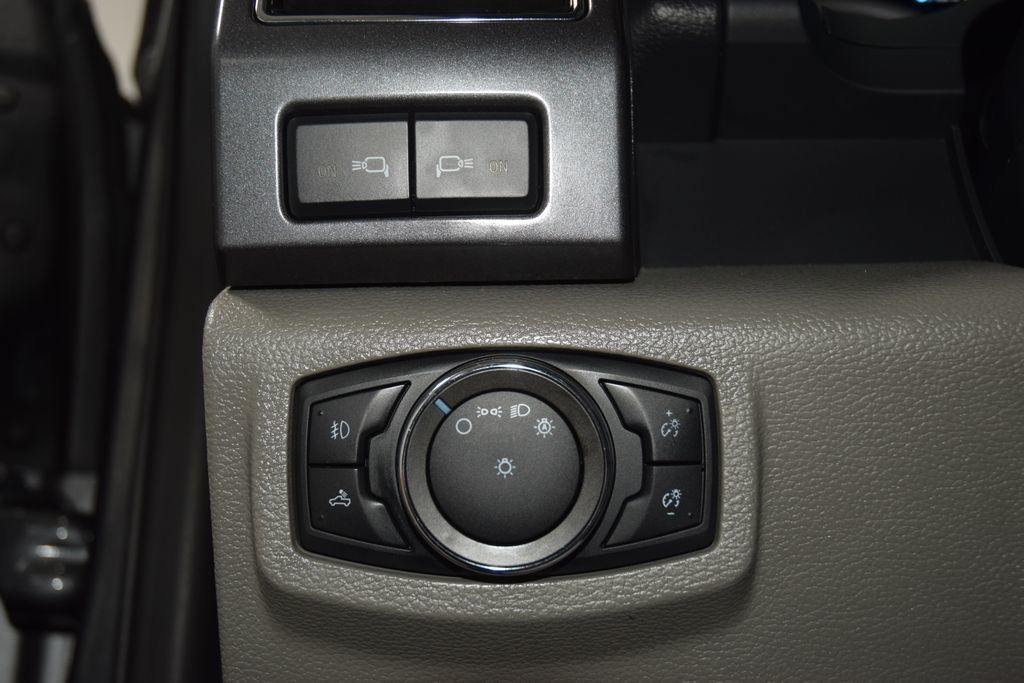 2022 Ford Super Duty F-350 SRW XLT - 23065516 - 47