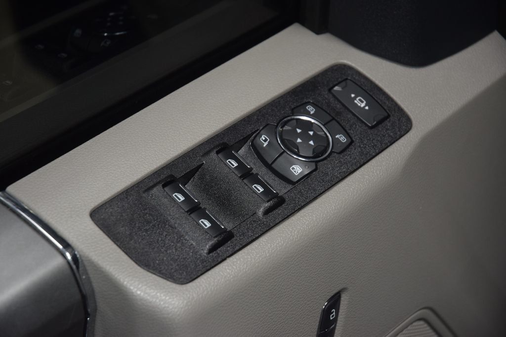 2022 Ford Super Duty F-350 SRW XLT - 23065516 - 56