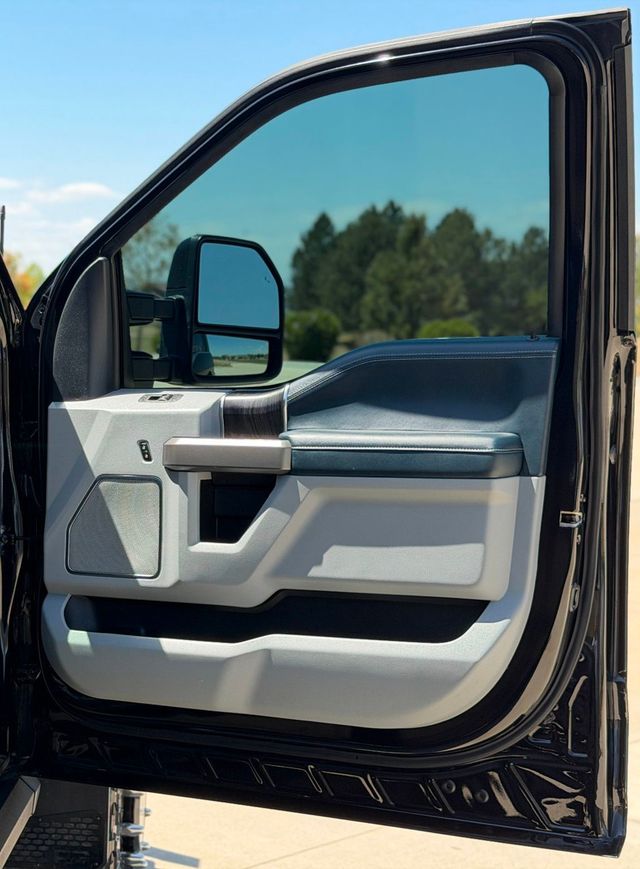 2022 Ford Super Duty F-450 DRW  - 23026849 - 25