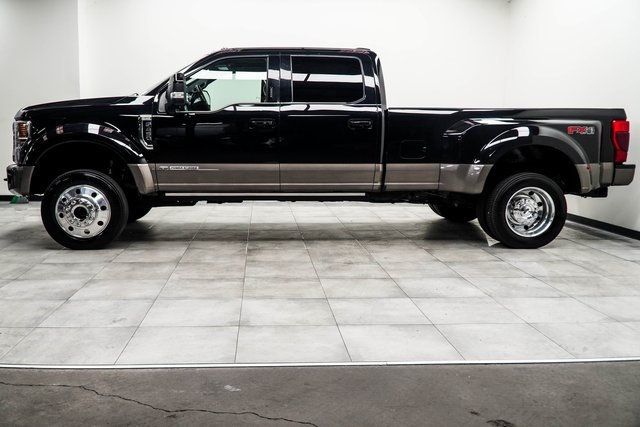 2022 Ford Super Duty F-450 DRW King Ranch 4WD Crew Cab 8' Box - 22955948 - 10