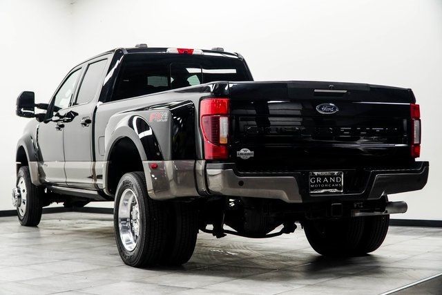 2022 Ford Super Duty F-450 DRW King Ranch 4WD Crew Cab 8' Box - 22955948 - 11