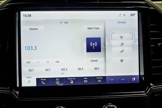 2022 Ford Super Duty F-450 DRW King Ranch 4WD Crew Cab 8' Box - 22955948 - 23